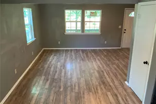 2820 Fisher Hill Ln, Baytown, TX 77520 - Photo 13
