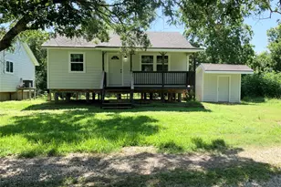 2820 Fisher Hill Ln, Baytown, TX 77520 - Photo 3