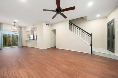 7575 Cambridge Street #1604, Houston, TX 77054 - Photo 5