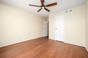 7575 Cambridge St, Houston, TX 77054 - Photo 17