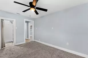 312 N Magnolia St, Highlands, TX 77562 - Photo 11