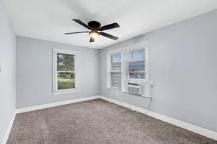 312 N Magnolia St, Highlands, TX 77562 - Photo 13