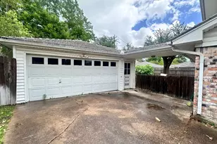 10622 Inwood Dr, Houston, TX 77042 - Photo 21