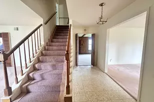 10622 Inwood Dr, Houston, TX 77042 - Photo 7