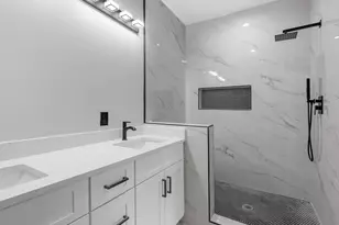 1084 Junell St, Houston, TX 77088 - Photo 29