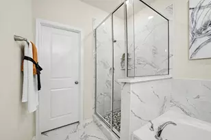 3119 Longleaf Meadows Dr, Houston, TX 77063 - Photo 11