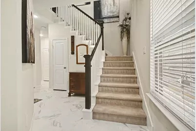 3119 Longleaf Meadows Drive, Houston, TX 77063 - Photo 7