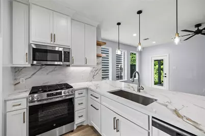 113 Capetown, Montgomery, TX 77356 - Photo 9