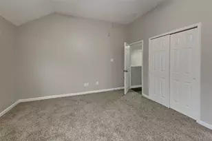 16306 Ash Point Ln, Sugar Land, TX 77498 - Photo 11
