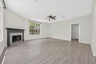 11 Ginger Bay Pl, The Woodlands, TX 77382 - Photo 13