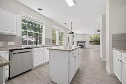 11 Ginger Bay Place, The Woodlands, TX 77382 - Photo 9