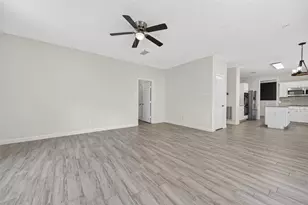 11 Ginger Bay Pl, The Woodlands, TX 77382 - Photo 15