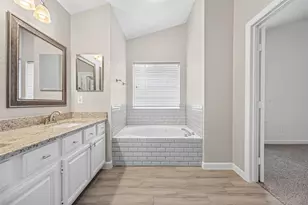11 Ginger Bay Pl, The Woodlands, TX 77382 - Photo 23