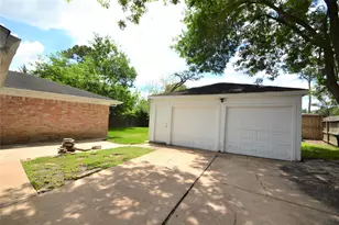 12711 Westleigh Dr, Houston, TX 77077 - Photo 39