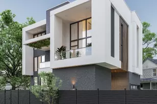 1504 W 21st St, Houston, TX 77008 - Photo 1