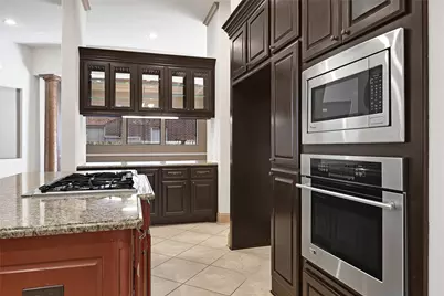 6223 Duke Trail Lane, Sugar Land, TX 77479 - Photo 9