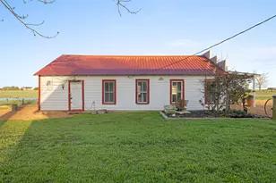 1731 Spur 458, Carmine, TX 78932 - Photo 35