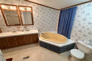 153 Prairie Lea Dr, Angleton, TX 77515 - Photo 25