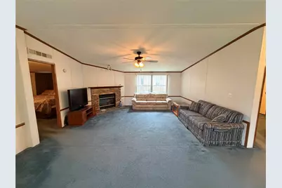 153 Prairie Lea Drive, Angleton, TX 77515 - Photo 9