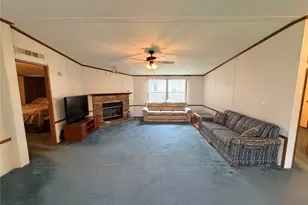 153 Prairie Lea Dr, Angleton, TX 77515 - Photo 9