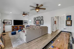 331 Holiday Ln, Coldspring, TX 77331 - Photo 11