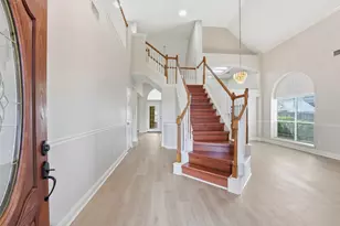 8203 Poplar Ct, Baytown, TX 77523 - Photo 3