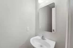 8203 Poplar Ct, Baytown, TX 77523 - Photo 11