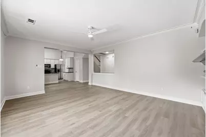 8203 Poplar Court, Baytown, TX 77523 - Photo 9