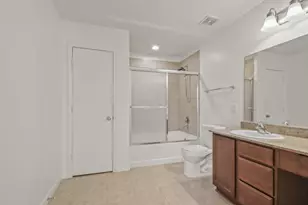 1223 Grassy View Dr, Houston, TX 77073 - Photo 11