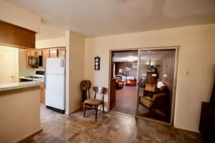 5703 Greencraig Dr, Houston, TX 77035 - Photo 9