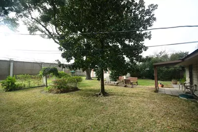 5703 Greencraig Drive, Houston, TX 77035 - Photo 27