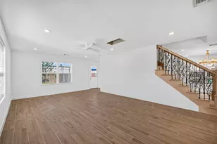 12615 Verdant Brook Dr, Houston, TX 77085 - Photo 7
