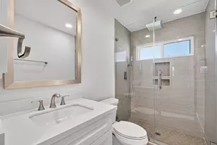 12615 Verdant Brook Dr, Houston, TX 77085 - Photo 33