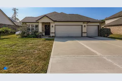 12243 N Chestnut Hills Drive, Conroe, TX 77303 - Photo 3