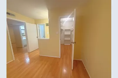 1900 Bay Area Boulevard #N237, Houston, TX 77058 - Photo 9