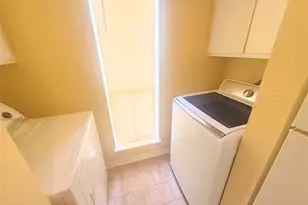 1900 Bay Area Blvd, Houston, TX 77058 - Photo 7