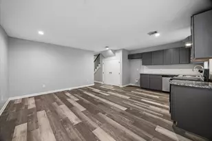 1894 Dolly Wright St, Houston, TX 77088 - Photo 7