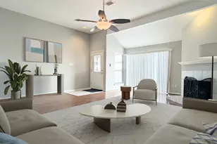 12639 Ashford Hills Dr, Houston, TX 77077 - Photo 1