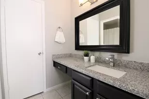 12639 Ashford Hills Dr, Houston, TX 77077 - Photo 11