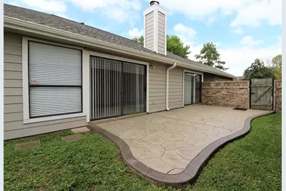12639 Ashford Hills Drive, Houston, TX 77077 - Photo 15