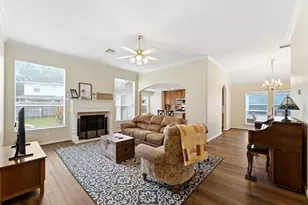 11122 Barrow Ln, Houston, TX 77065 - Photo 11