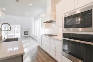 16 Clearview Terrace Pl, Tomball, TX 77375 - Photo 15