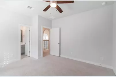 16 Clearview Terrace Place, Tomball, TX 77375 - Photo 33