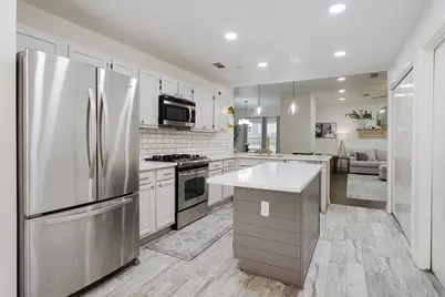 55 S Stony Bridge Circle, The Woodlands, TX 77381 - Photo 13