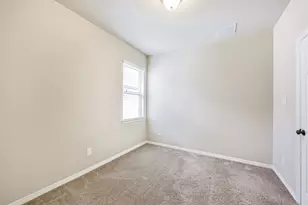 14823 Twin Waters CT, Houston, TX 77044 - Photo 33