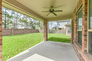 14823 Twin Waters CT, Houston, TX 77044 - Photo 43