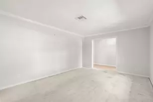 1602 Peer Dr, Houston, TX 77043 - Photo 9