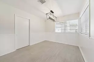 4115 Elderwood Dr, Taylor Lake Village, TX 77586 - Photo 15