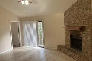 34 Green Bough Ct, The Woodlands, TX 77380 - Photo 5