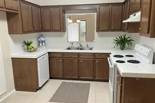 34 Green Bough Ct, The Woodlands, TX 77380 - Photo 11